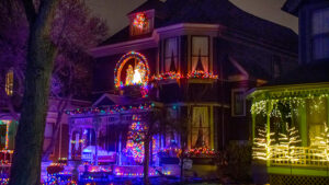 This downtown Muncie home in the historic district on Washington Street always pleases no matter what season. They are famous for outstanding decorations during Halloween as well. Photo by Mike Rhodes