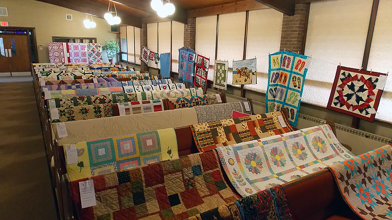 Muncie Quilters Guild event from 2015. Photo by: Nancy White