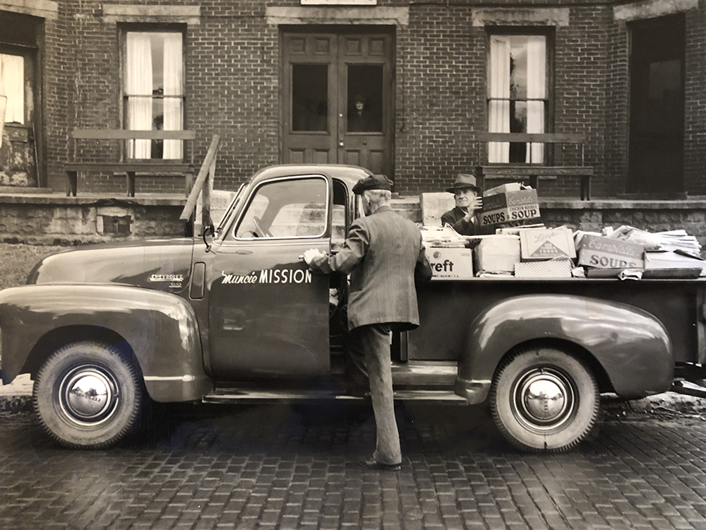 Historical photo of an early Chevrolet Muncie Mission delivery truck. Photo courtesy of Frank Baldwin
