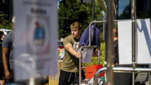 Student move -in day photo provided by Ball State University.